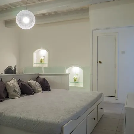 شقة Capital City Suites *